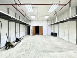 Shun Li Industrial Complex (D14), Factory #622087611
